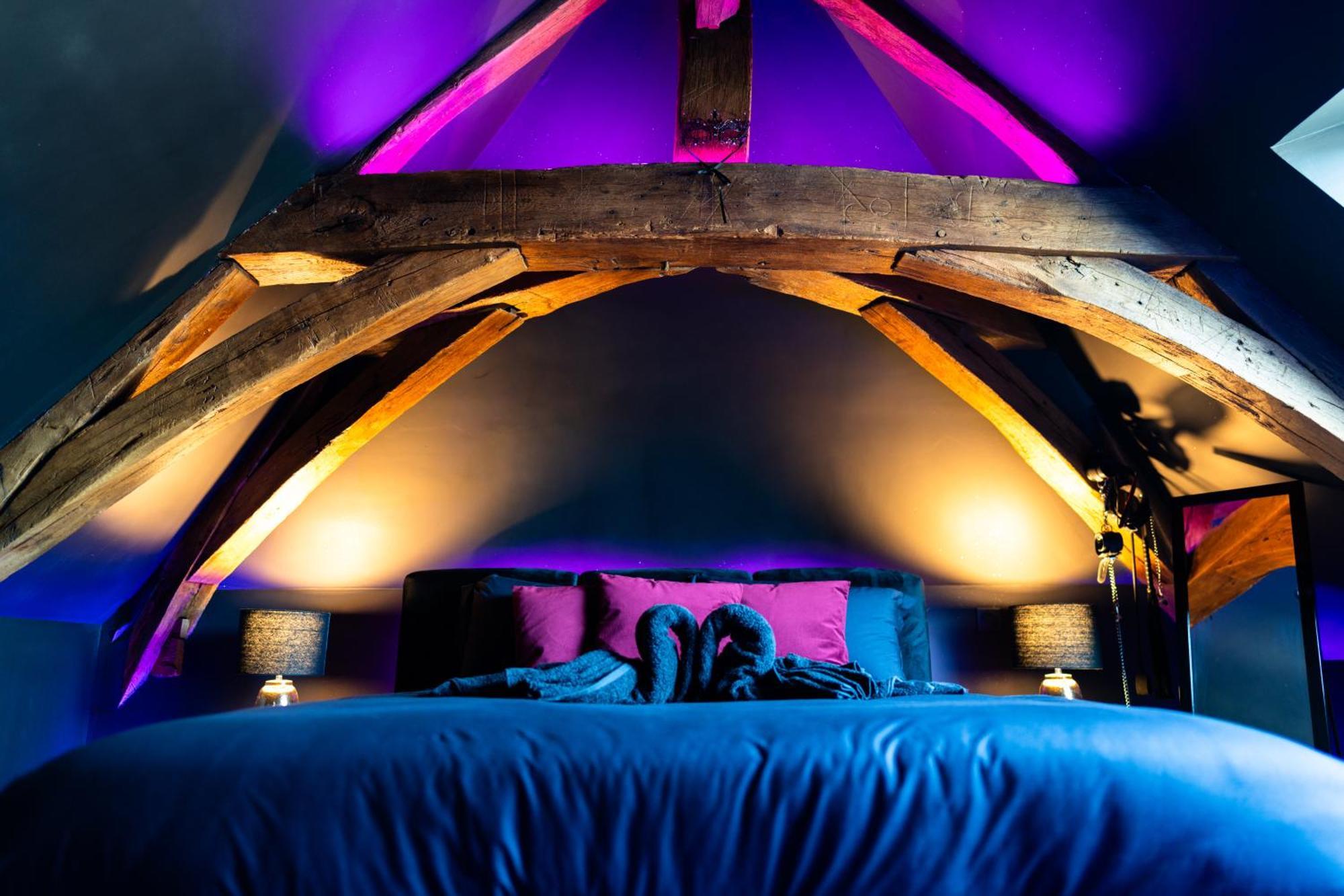 L'Evasion, Romantisme, Volupte & Jacuzzi Saumur Bagian luar foto